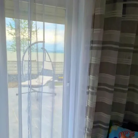 Villa Roxy Beach House *