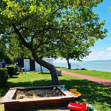 Roxy Beach House Villa Fonyod